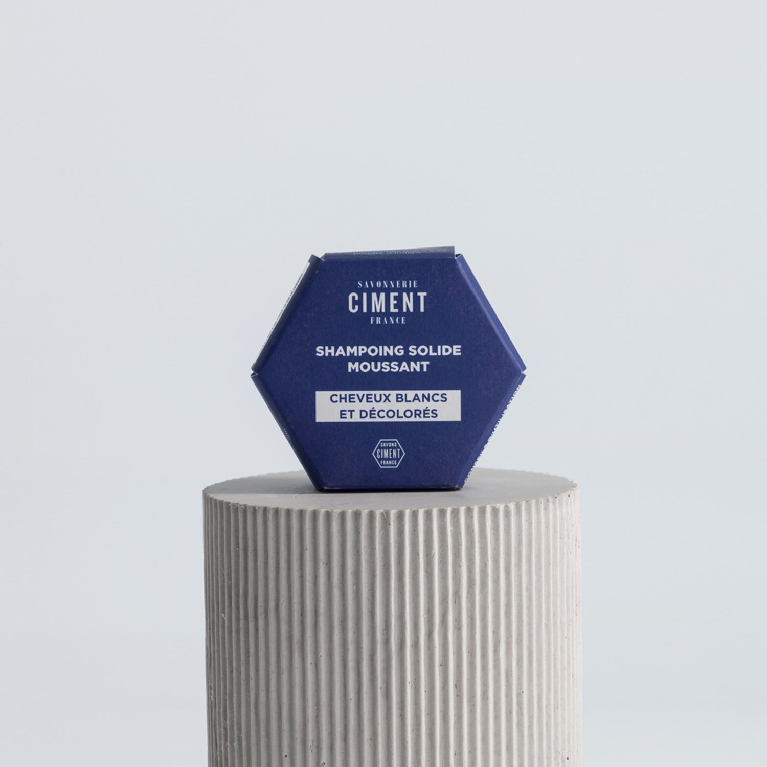 Shampoing bleu solide - Cheveux blancs, gris, blonds, décolorés, méchés